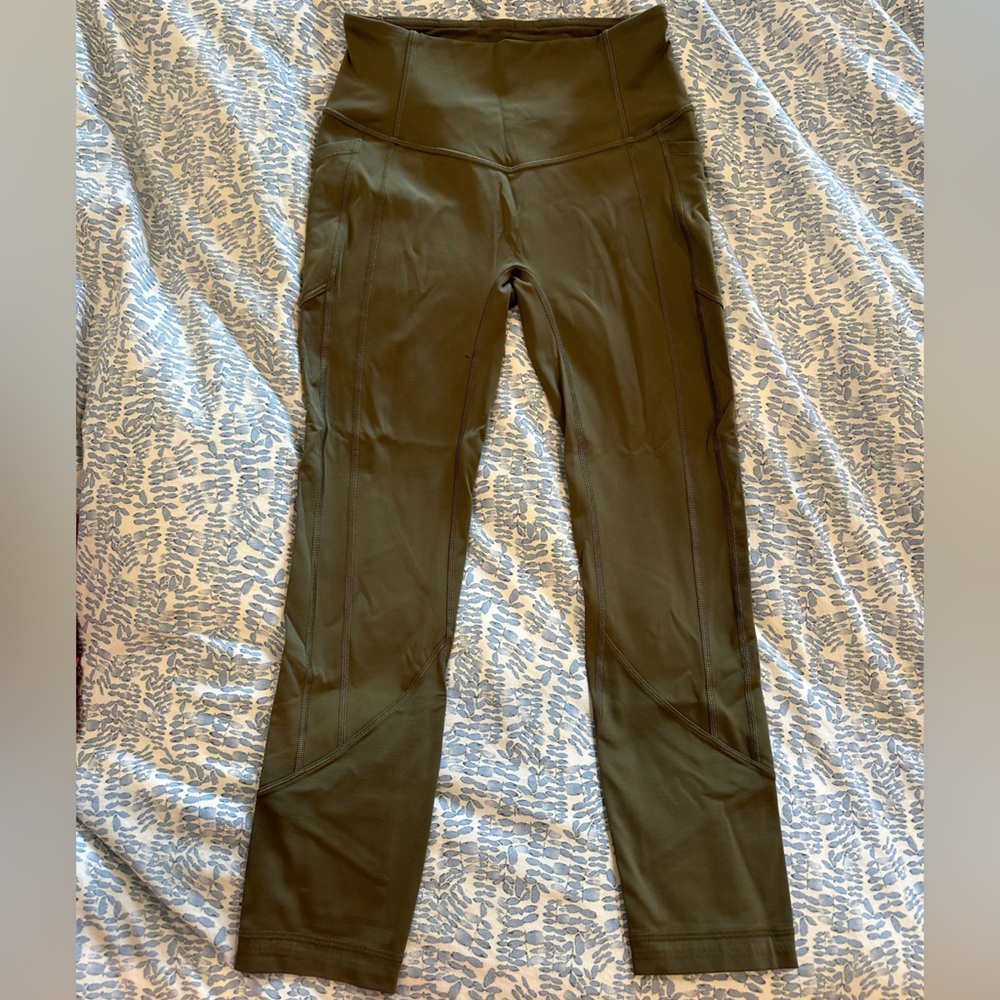 Lululemon Cropped Leggings